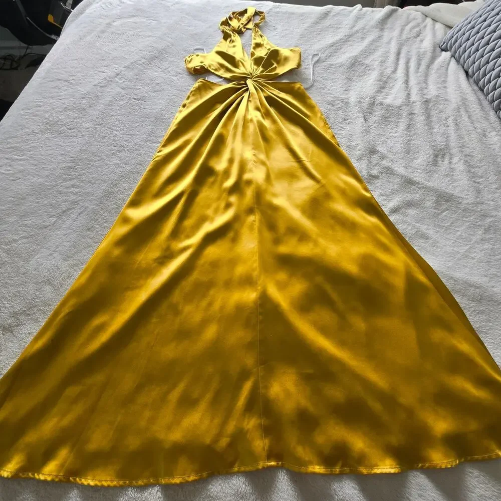 Reformation Silk Halter Maxi Dress Sz 4 Gold Cutout Backless Formal Evening Luxe - Picture 7 of 13